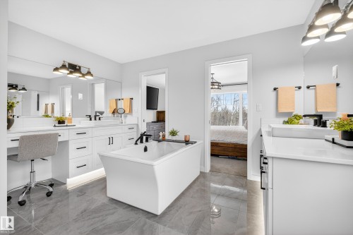 1663 Enright Way, Edmonton, AB - Indoor