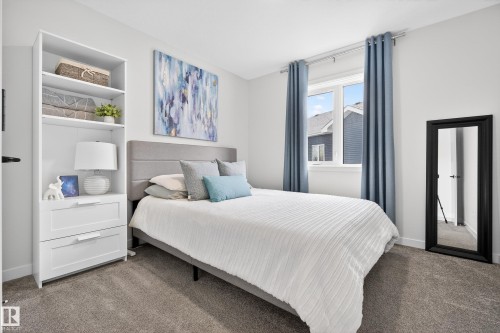 1663 Enright Way, Edmonton, AB - Indoor Photo Showing Bedroom