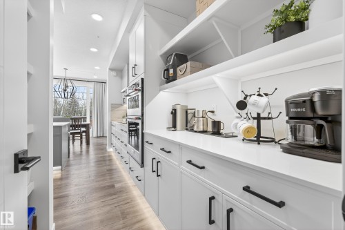 1663 Enright Way, Edmonton, AB - Indoor