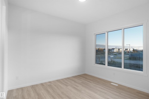 7513 Observer Lane, Edmonton, AB - Indoor Photo Showing Other Room