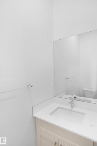 7513 Observer Lane, Edmonton, AB - Indoor Photo Showing Bathroom