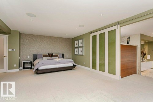 11 Wellington Crescent, Edmonton, AB - Indoor Photo Showing Bedroom