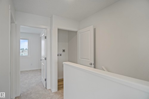 4205 Kinglet Drive, Edmonton, AB - Indoor Photo Showing Other Room