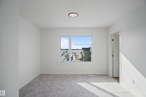 4205 Kinglet Drive, Edmonton, AB - Indoor Photo Showing Other Room