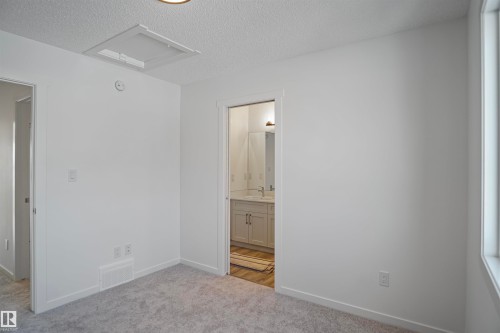 4205 Kinglet Drive, Edmonton, AB - Indoor Photo Showing Other Room