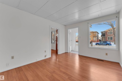 10657 64 Avenue, Edmonton, AB - Indoor Photo Showing Other Room