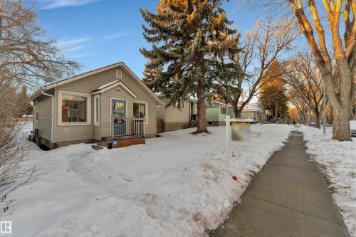 10657 64 Avenue, Edmonton, AB - Outdoor With Facade