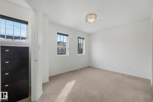 80 1623 Towne Centre Boulevard, Edmonton, AB - Indoor Photo Showing Other Room