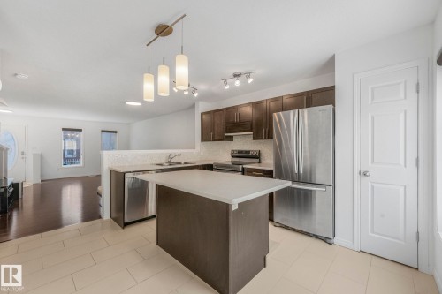 80 1623 Towne Centre Boulevard, Edmonton, AB - Indoor Photo Showing Kitchen With Stainless Steel Kitchen With Double Sink