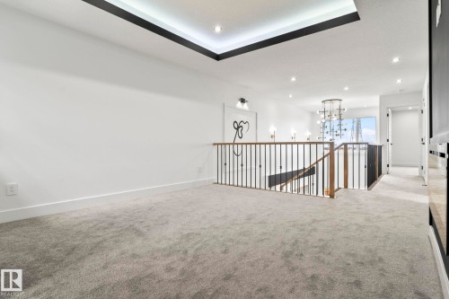 2904 1 Avenue, Edmonton, AB - Indoor Photo Showing Other Room