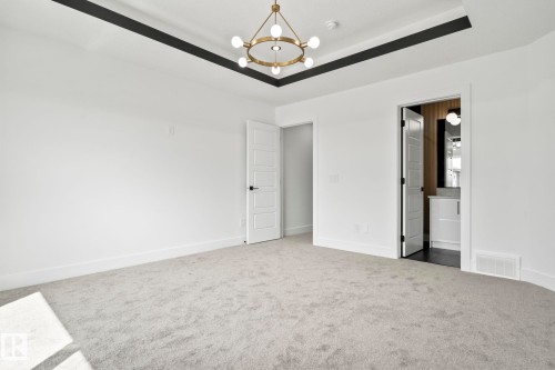 2904 1 Avenue, Edmonton, AB - Indoor Photo Showing Other Room