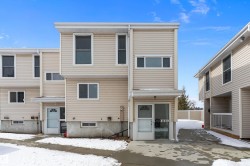 14462 56 Street  Edmonton, AB T5A 3R1
