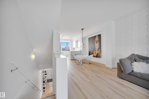 4 100 Jensen Lakes Boulevard, St. Albert, AB - Indoor