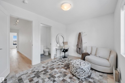 4 100 Jensen Lakes Boulevard, St. Albert, AB - Indoor