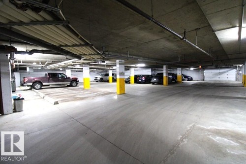 414 5280 Terwillegar Boulevard, Edmonton, AB - Indoor Photo Showing Garage