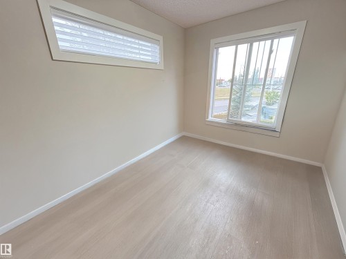 41 50 Mclaughlin Drive, Spruce Grove, AB - Indoor Photo Showing Other Room