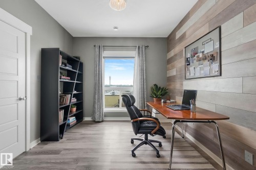 412 10518 113 Street, Edmonton, AB - Indoor Photo Showing Office