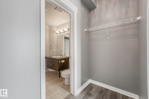 412 10518 113 Street, Edmonton, AB - Indoor