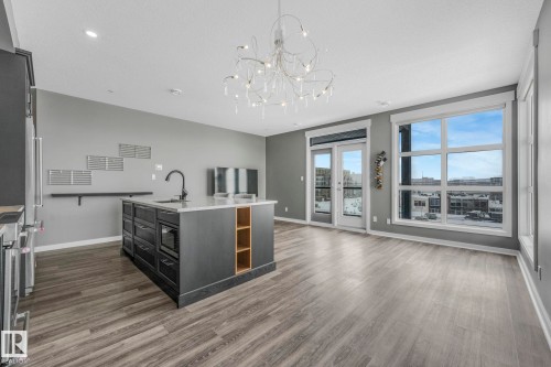 412 10518 113 Street, Edmonton, AB - Indoor