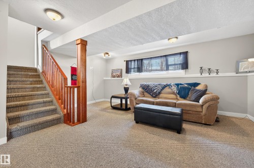 4112 30 Avenue, Edmonton, AB - Indoor