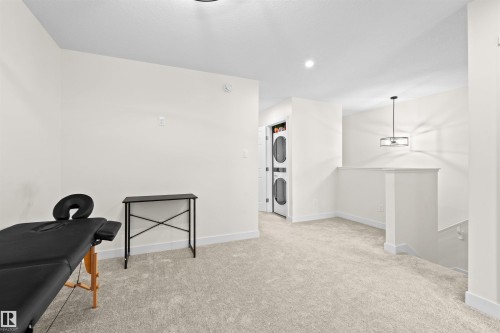 17651 49 Street, Edmonton, AB - Indoor