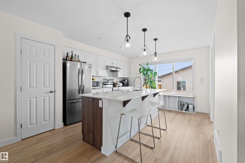 17651 49 Street, Edmonton, AB - Indoor Photo Showing Kitchen With Upgraded Kitchen