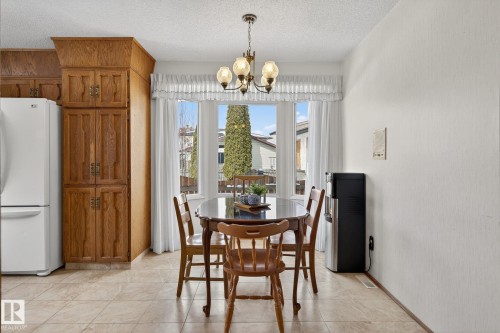 4720 147A Street, Edmonton, AB - Indoor Photo Showing Dining Room