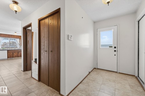 4720 147A Street, Edmonton, AB - Indoor Photo Showing Other Room