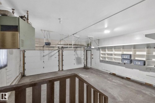 4720 147A Street, Edmonton, AB - Indoor Photo Showing Garage