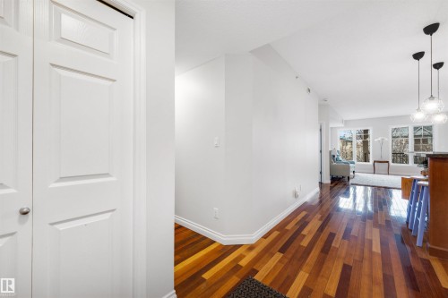 305 9803 96A Street, Edmonton, AB - Indoor Photo Showing Other Room