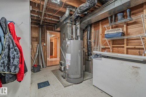 4717 49 Avenue, Legal, AB - Indoor Photo Showing Basement
