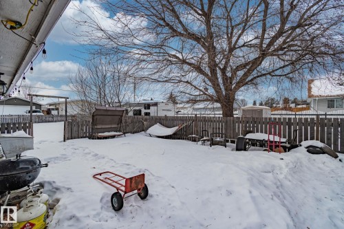 4717 49 Avenue, Legal, AB - Outdoor