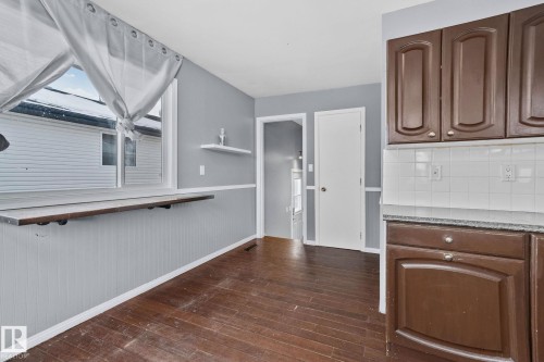 4717 49 Avenue, Legal, AB - Indoor Photo Showing Other Room