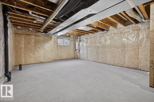 1120 Plum Ln, Edmonton, AB - Indoor Photo Showing Basement