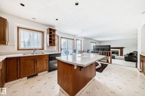 15404 132 Street, Edmonton, AB - Indoor Photo Showing Kitchen With Double Sink