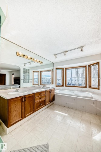 15404 132 Street, Edmonton, AB - Indoor