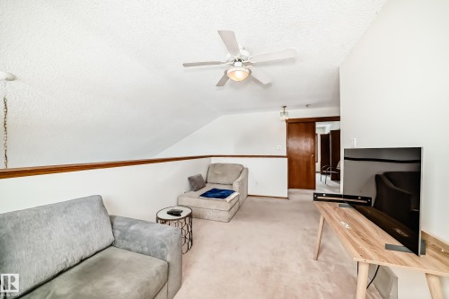 15404 132 Street, Edmonton, AB - Indoor With Fireplace