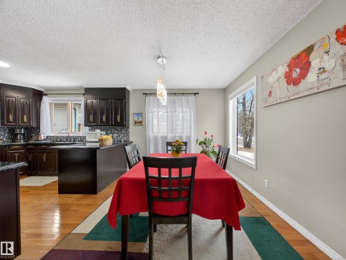 8906 83 Avenue, Edmonton, AB - Indoor