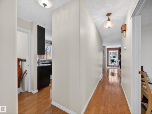 8906 83 Avenue, Edmonton, AB - Indoor Photo Showing Other Room