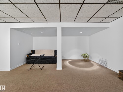 8906 83 Avenue, Edmonton, AB - Indoor Photo Showing Other Room