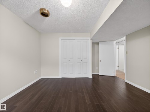 8906 83 Avenue, Edmonton, AB - Indoor Photo Showing Other Room