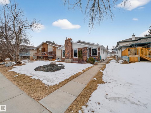 8906 83 Avenue, Edmonton, AB - Outdoor