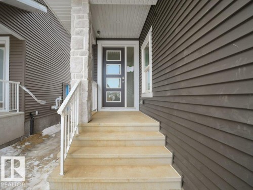 3324 Chickadee Dr, Edmonton, AB - Outdoor With Exterior