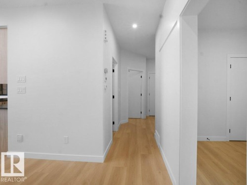 3324 Chickadee Dr, Edmonton, AB - Indoor Photo Showing Other Room
