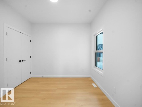 3324 Chickadee Dr, Edmonton, AB - Indoor Photo Showing Other Room