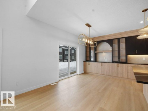 3324 Chickadee Dr, Edmonton, AB - Indoor