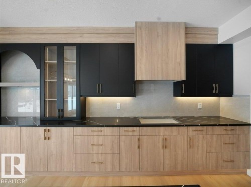 3324 Chickadee Dr, Edmonton, AB - Indoor Photo Showing Kitchen