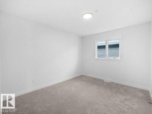 3324 Chickadee Dr, Edmonton, AB - Indoor Photo Showing Other Room