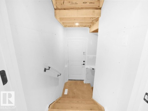 3324 Chickadee Dr, Edmonton, AB - Indoor Photo Showing Other Room