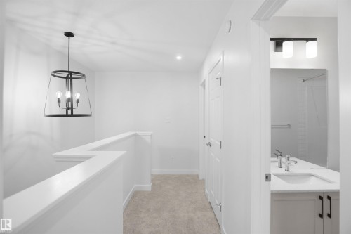 1210 Keswick Drive, Edmonton, AB - Indoor